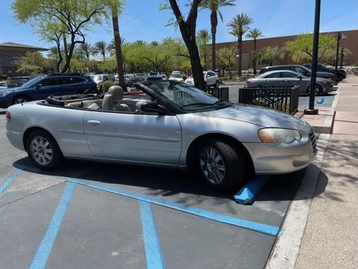 Photo 6 of 6 of 2004 Chrysler Sebring Limited